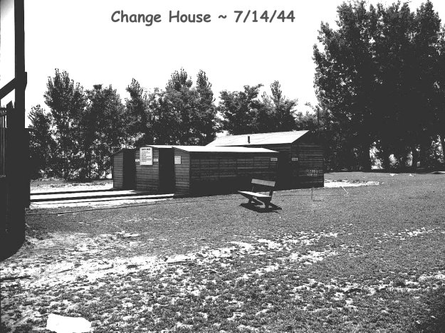 Old Old Pool Change House