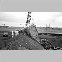 140227-06-HanfordTrainBurialGrdns.jpg